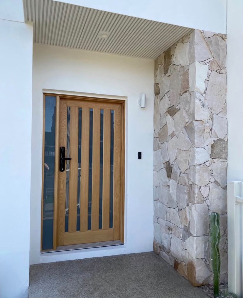Natural stone entry feature